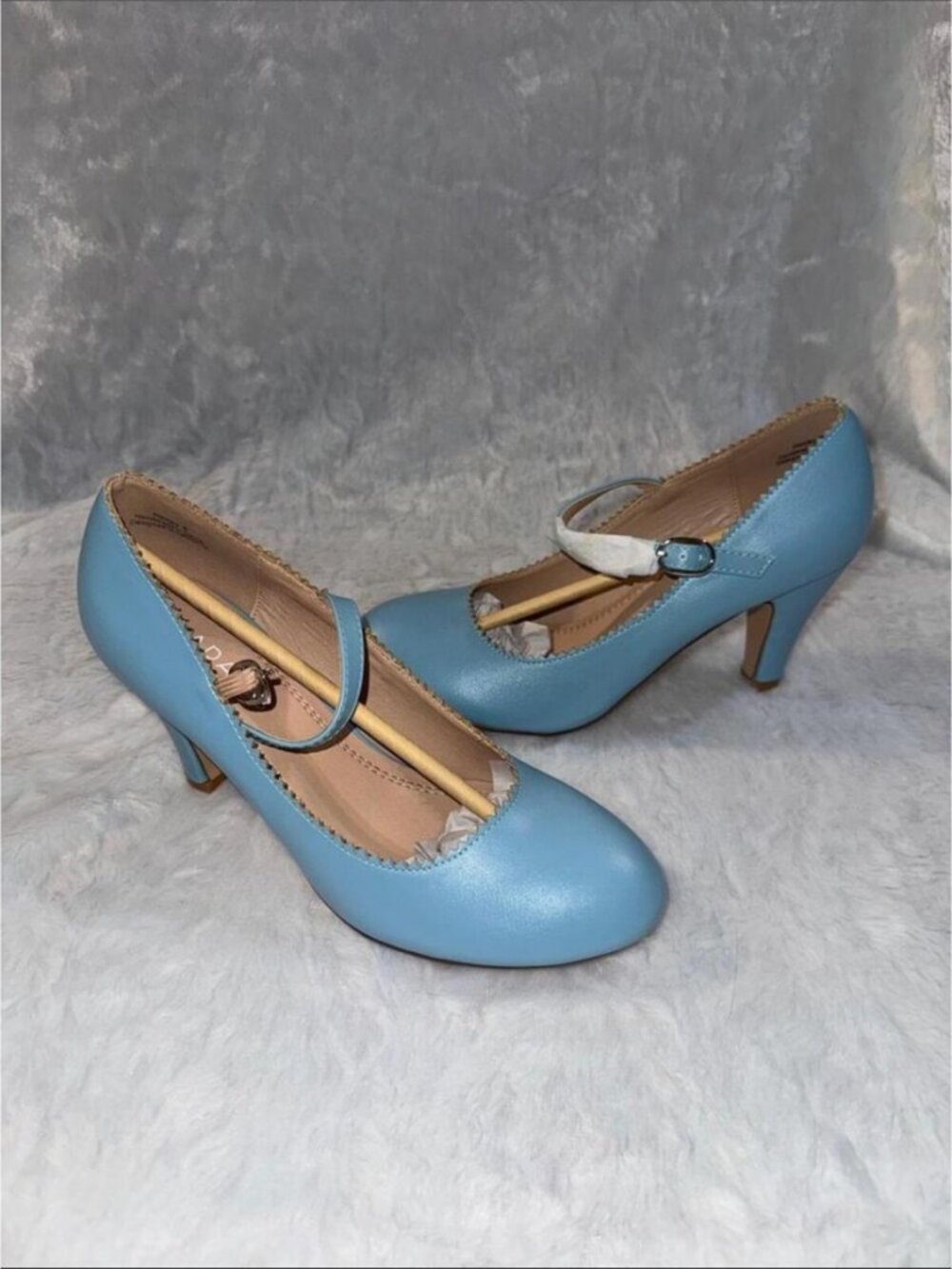 Women's Blue Courts